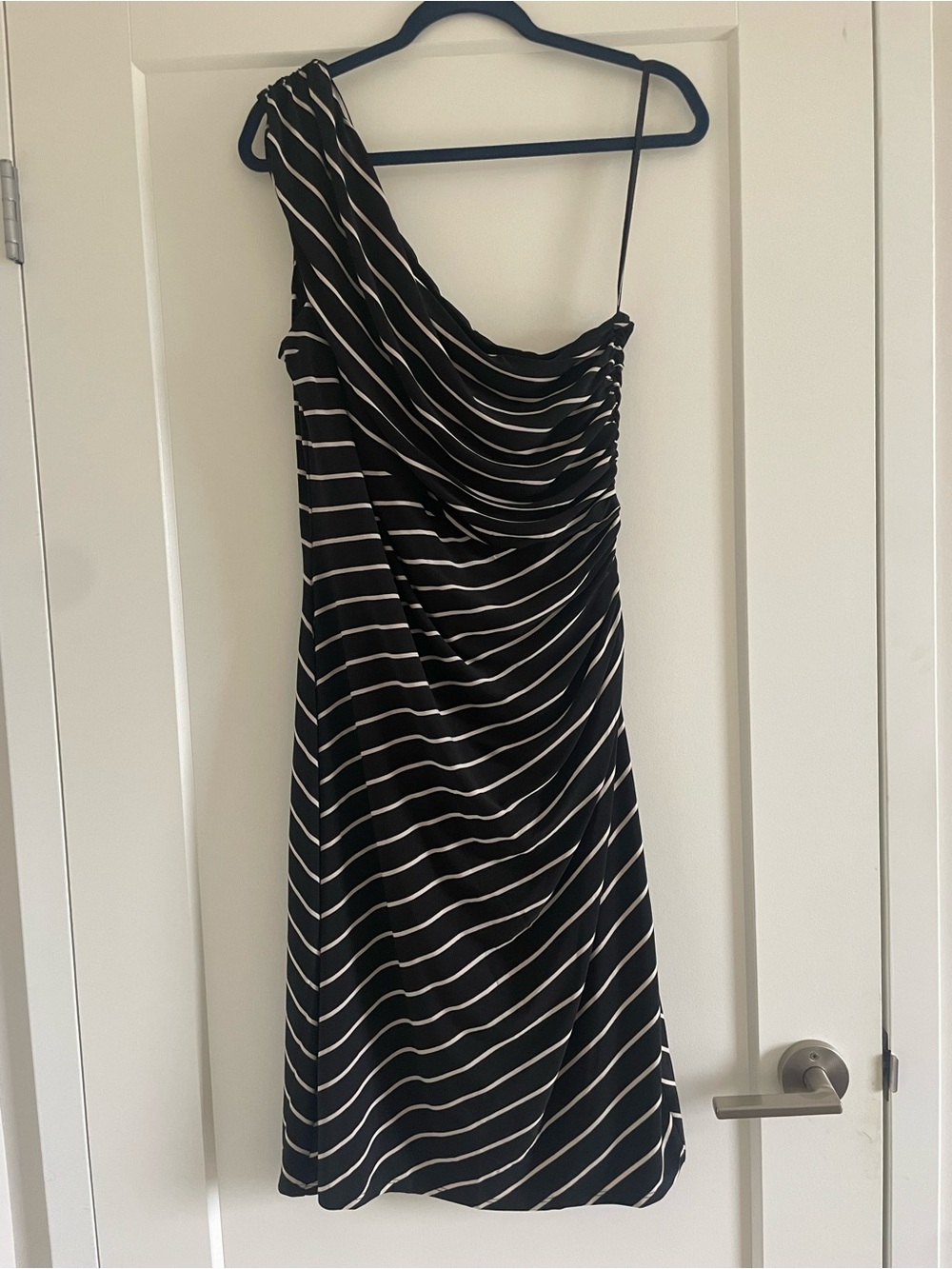 Lauren Ralph Lauren Black & Cream One-Shoulder Striped Dress | Size 16